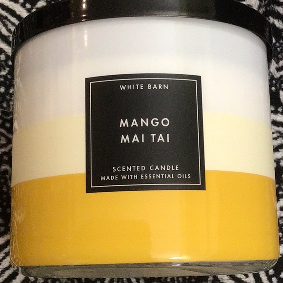 Bath & Body Works Other - Bath and bodyworks mango mai tai candle